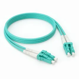 Патч-корд ADVANT ADVOM4-PCD05-LCLC-UU-LA, Duplex, тип волокна: MM 50/125 (OM3). Разъемы: LC/UPC-LC/UPC. Длина: 5, оболочка: LSZH, диаметр кабеля: 3