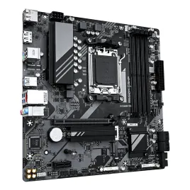 Материнская плата/ MB GIGABYTE AMD B650 sAM5, 4xDDR5(192GB), HDMI 2.1/2xDP, 1xPCIe 4.0x16, 1xPCIe 3.0, 1xLAN (2.5GbE), Wi-Fi, BT, 4xSATA 6Gb/s, 2xM.2, 1xUSB-C, 3xUSB 3.2, 2xUSB 2.0, 1xPS/2, mATX