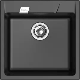 Rivelato RAUM RM-50 nero