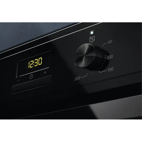 Electrolux EOF3H50BK фото 5