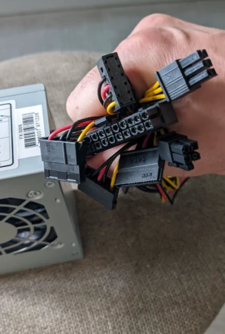 блок питания 300 Ватт/ Power Supply Foxconn 300W SFX, APFC, 80FAN, 3xS фото 5