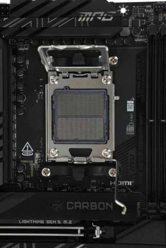 MSI MPG X870E CARBON WIFI фото 8