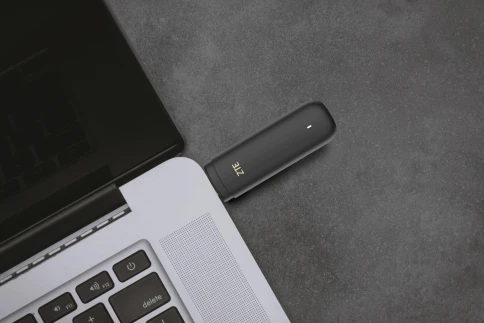 Модем 3G/4G ZTE F30Pro USB Wi-Fi VPN Firewall +Router внешний... фото 8