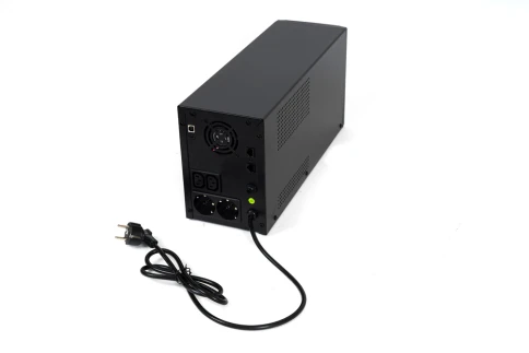 453 SKAT-UPS 3000-IN-4x9 ИБП Line interactive, 220 В, 3000ВА/1800Вт, LCD,... фото 7